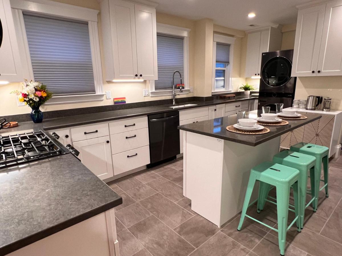 Your Boston Retreat - Great Porches - 2/Br Sleep 6 Everett Exterior foto